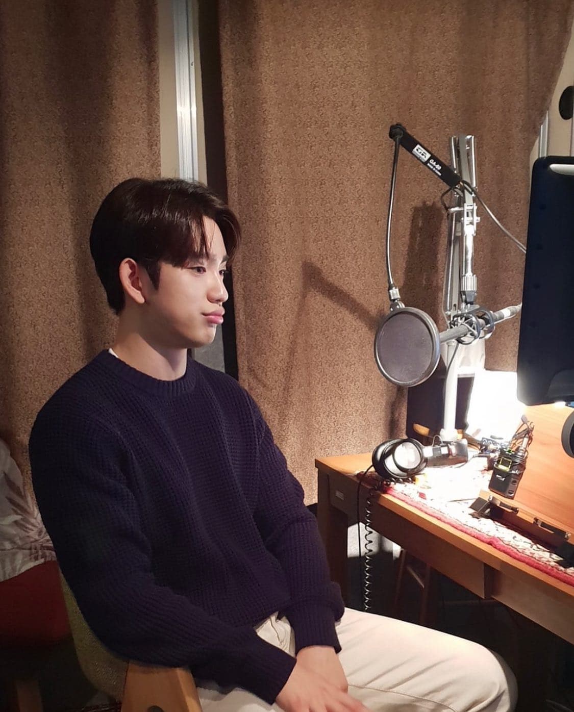 Image Source ：Instagram | jinyoung_0922jy
