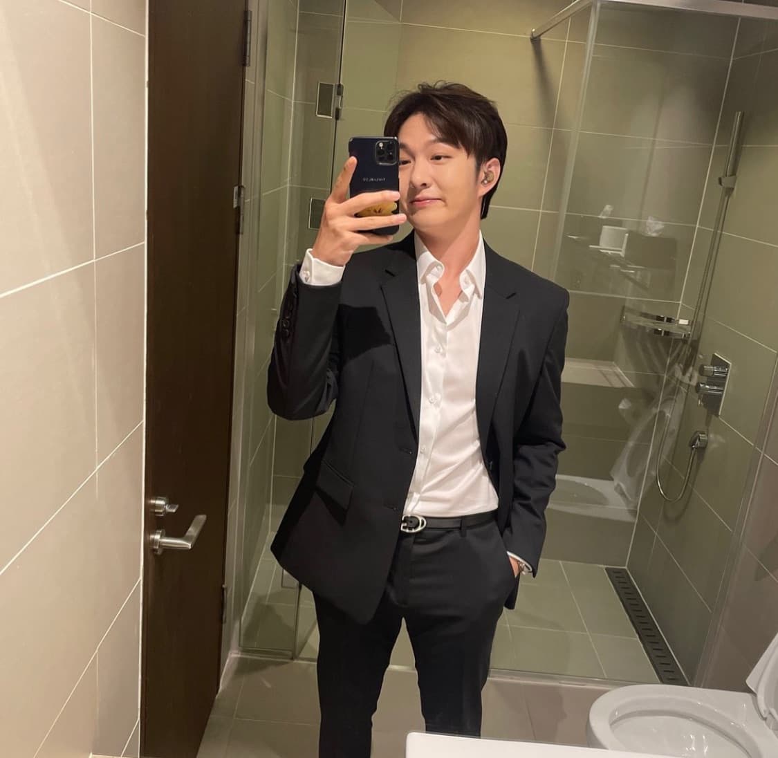Image Source ：Instagram | lee_cs_btob