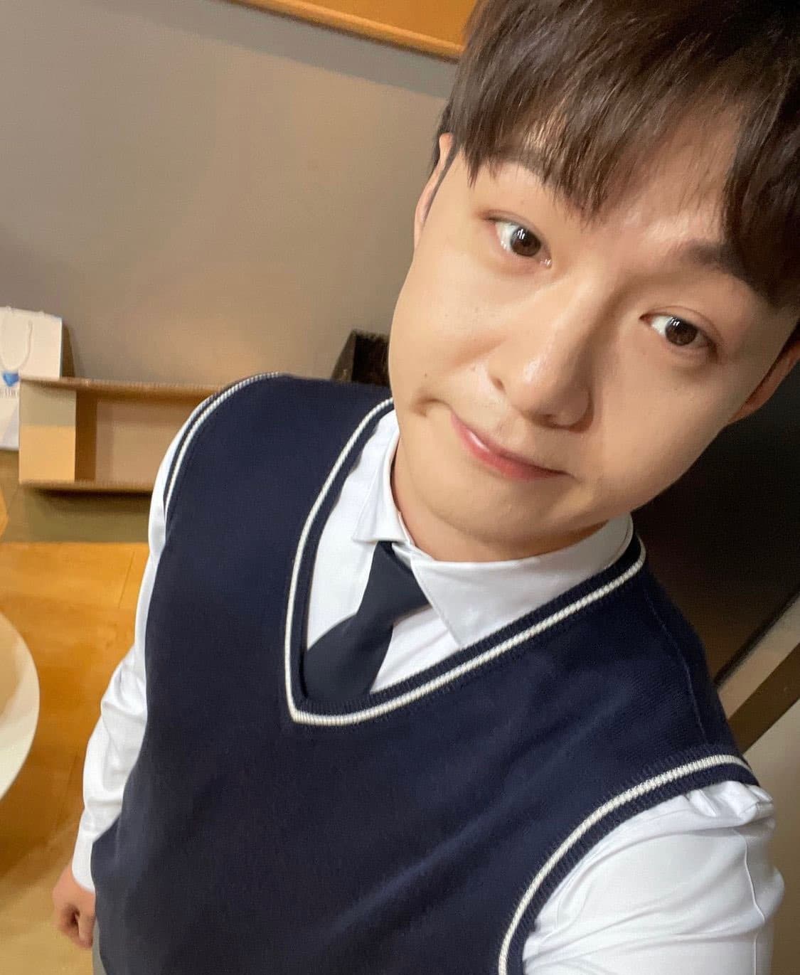 Image Source ：Instagram | lee_cs_btob