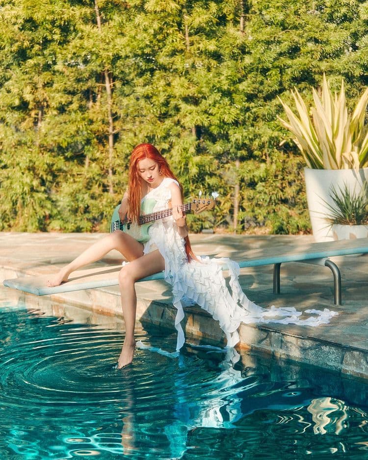 image source-instagram@official_sunmi