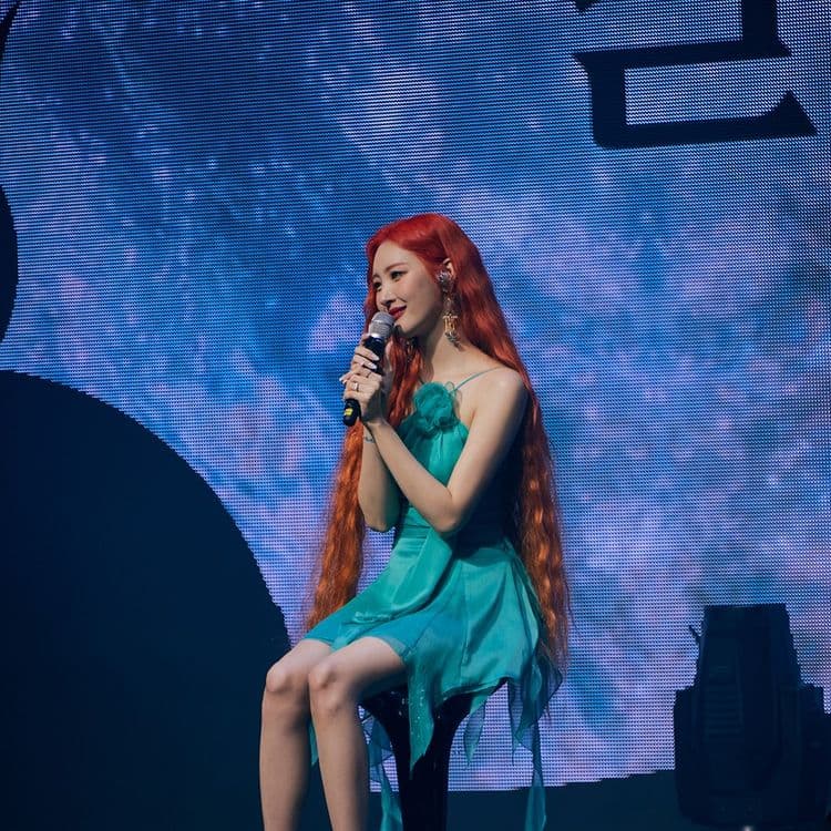 image source-instagram@official_sunmi