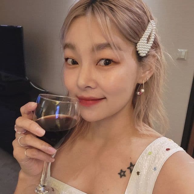Image source_instagram|songhaena