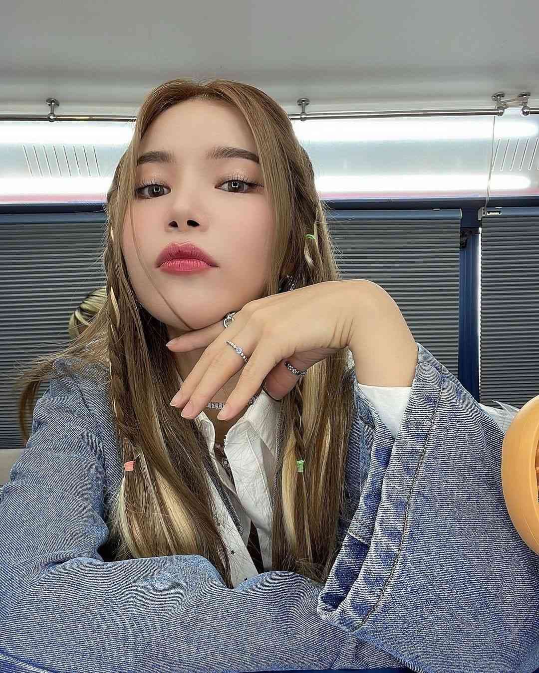 Image source_Instagram | mamamoo_official