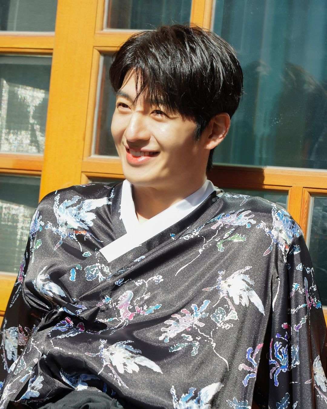 Image source_ Instagram | sonhoyoung_officialhttps://www.instagram.com/p/Cbef-PgP7Rg/