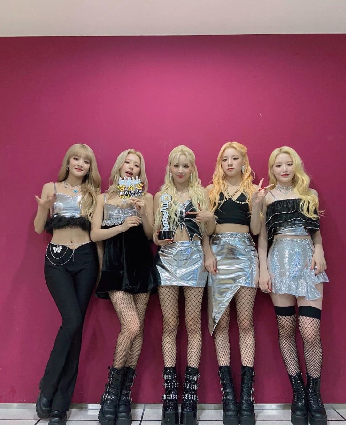 image source_instagram|official_g_i_dle