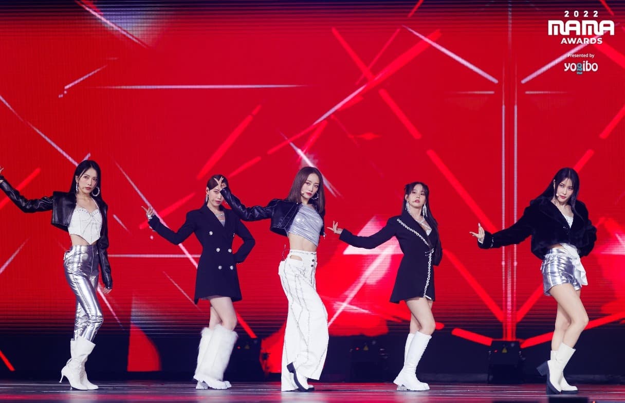 Image Source_Twitter|MnetMAMA