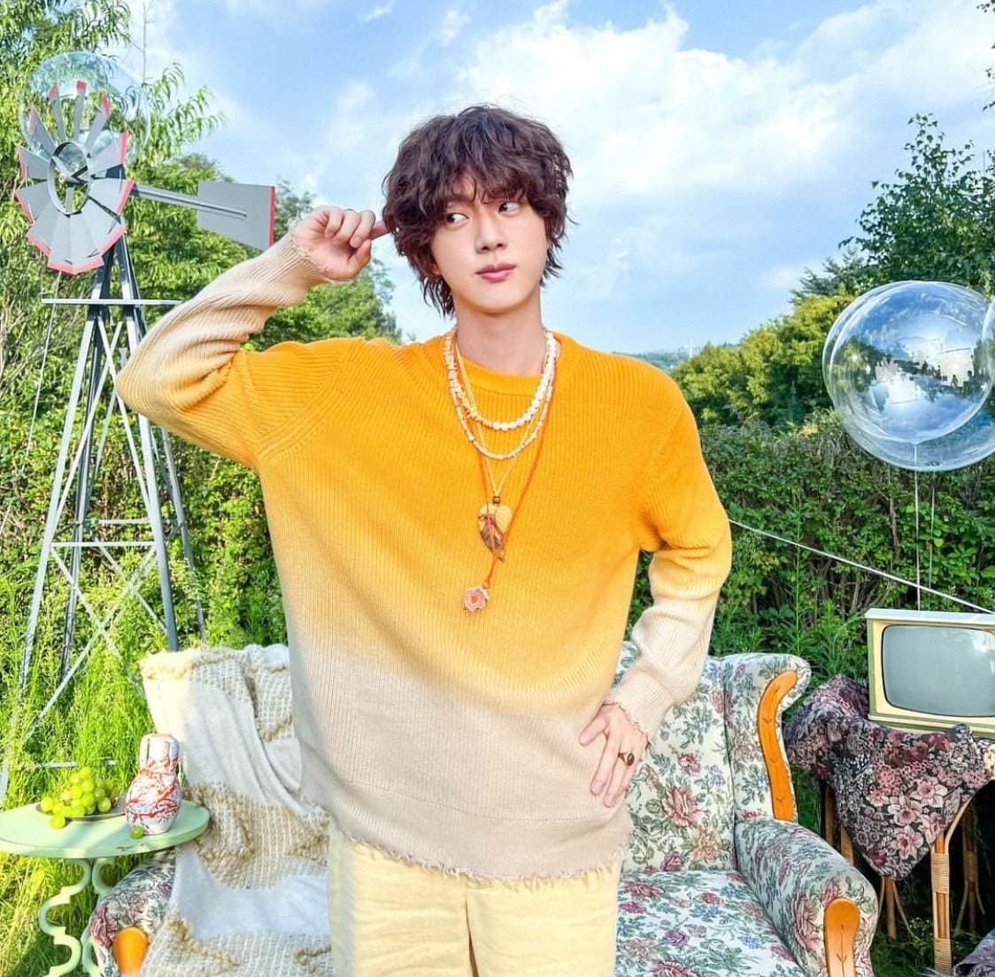 image source_instagram|jin