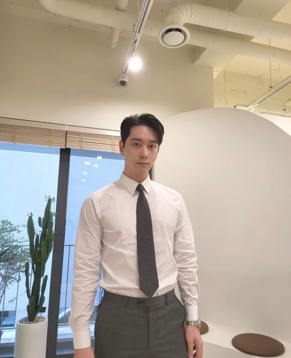 image source_instagram|hwang_chan222