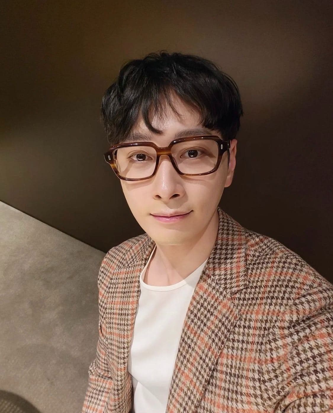image source_instagram|hwang_chan222