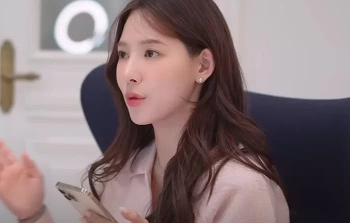 Image Source | YouTube '일단이나연 NAYEON'