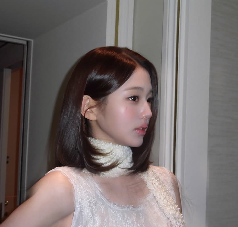 K-Pop Idol Jang Won-young's Short Hair Wish Sparks Online Debate