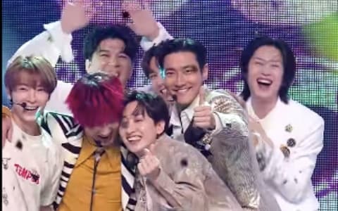 Super Junior全團搶當ending妖精!粉大呼:「光看圖就覺得吵」引爆笑XD