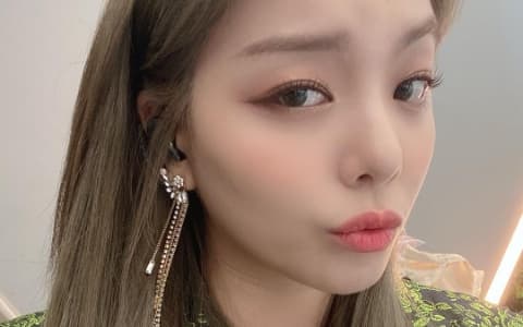 Ailee一個月內爆瘦10公斤陷入人生疑惑...坦言過於在乎網友觀感!