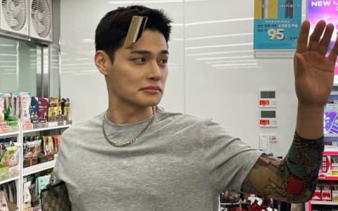 「模特出身的綜藝野心男」鄭赫坦言不買名牌的理由!爆令人心痛的過去⋯⋯