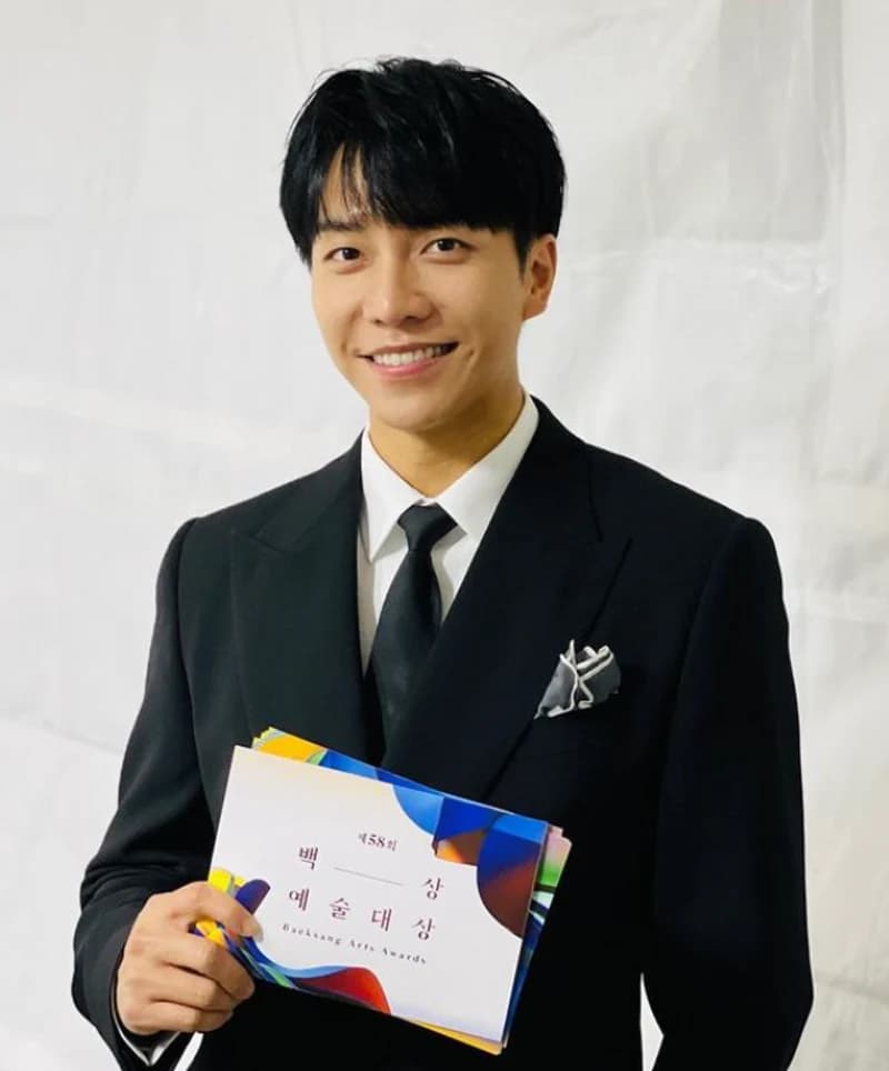 Image Source_Instagram | leeseunggi.official