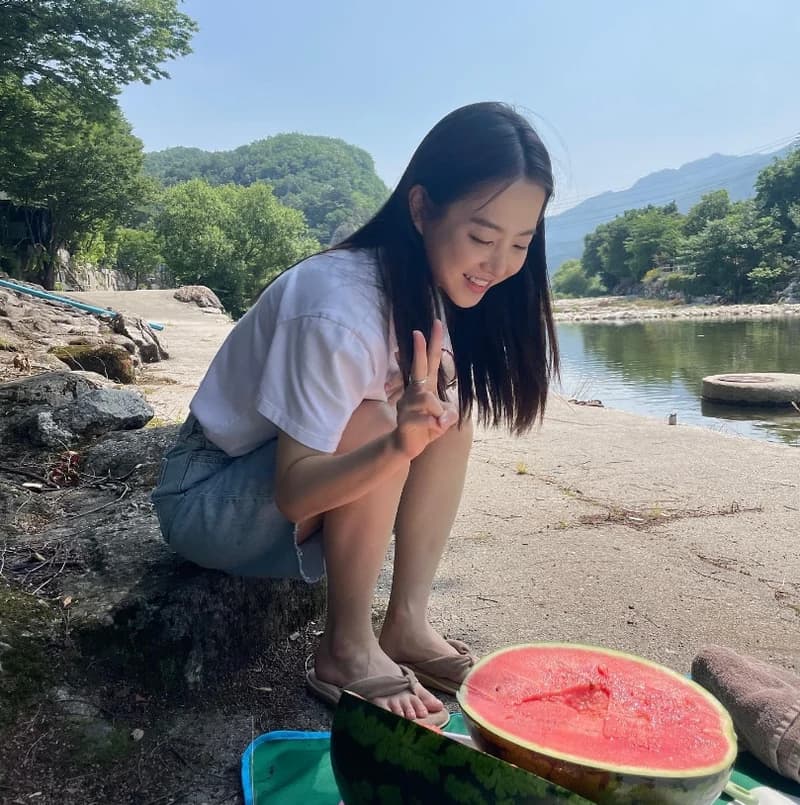 Image Source Instagram|boyoung0212_official