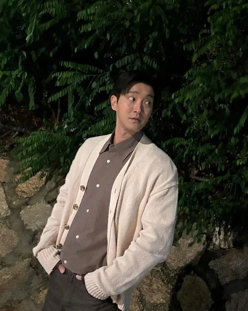 Image Source:instagram | siwonchoi