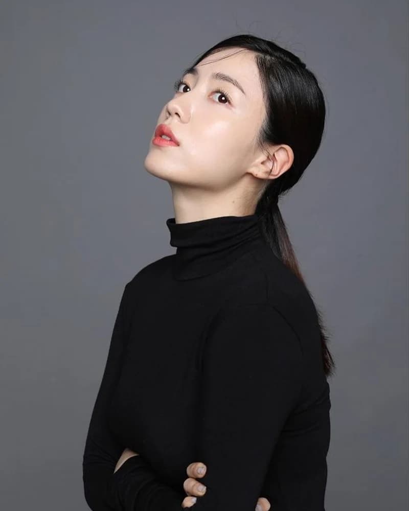 Image Source:instagram | hwayoung_ryu_93