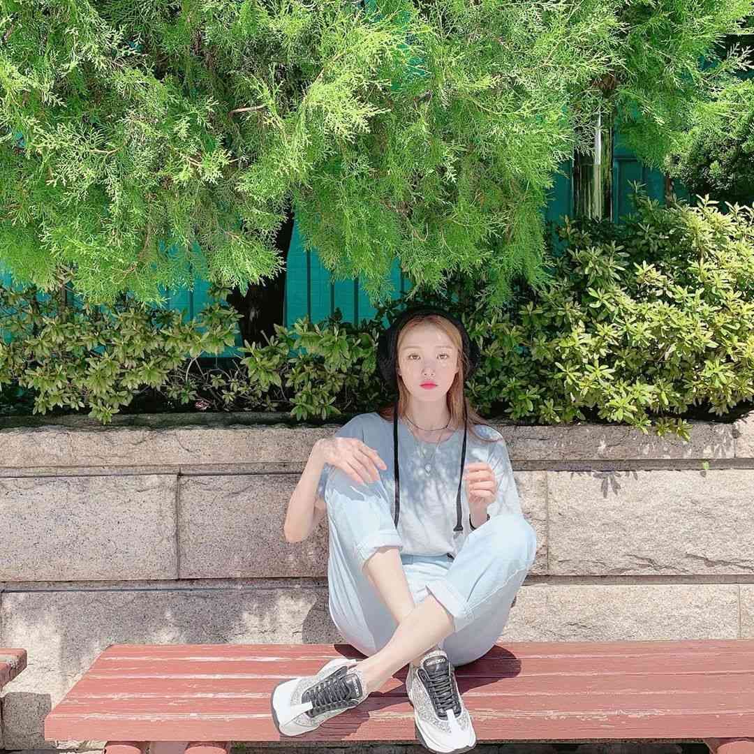instagram | heybiblee