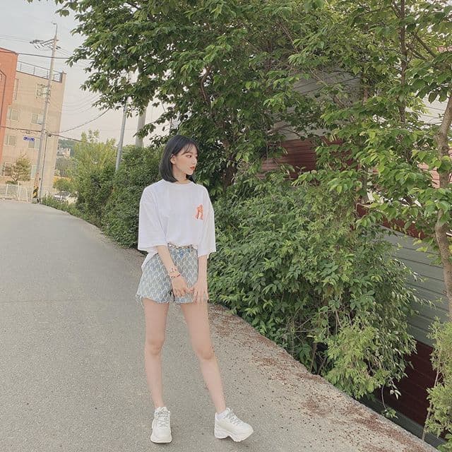 instagram | official_izone