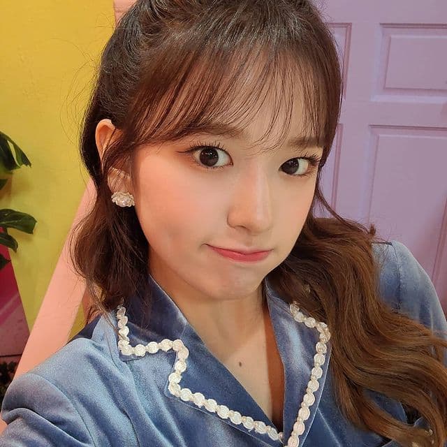 instagram | official_izone
