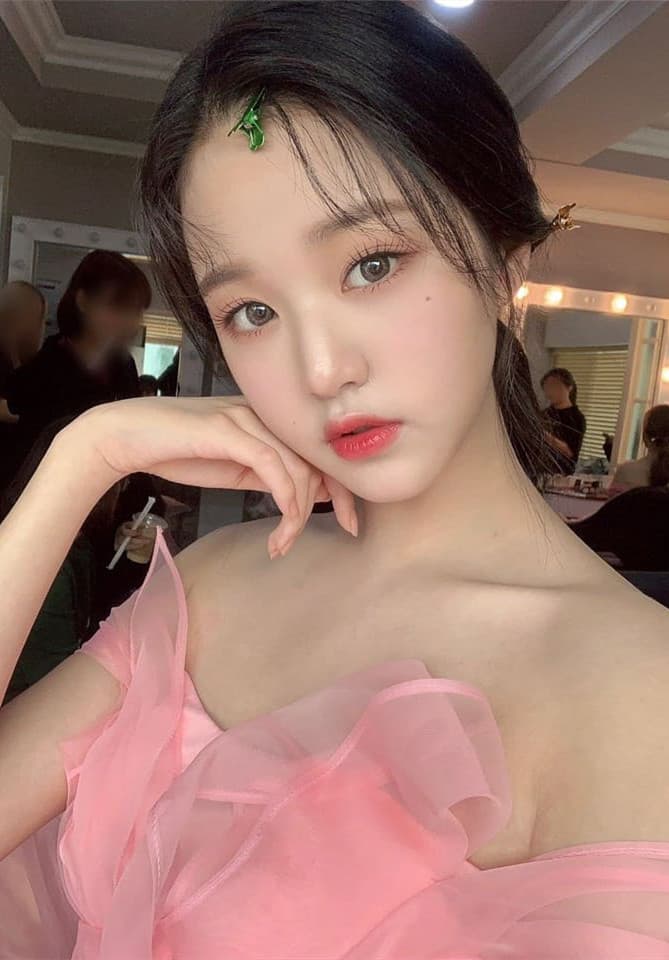instagram | official_izone