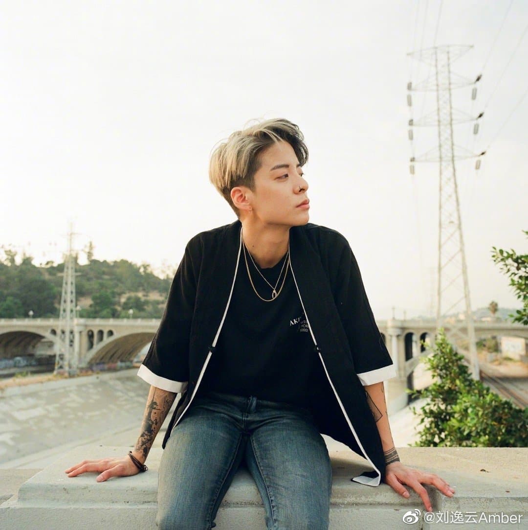 weibo | 劉逸雲 Amber