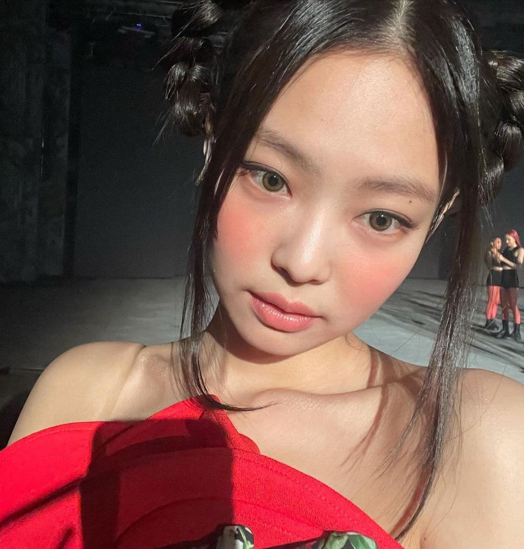 Image Source instagram | jennierubyjane