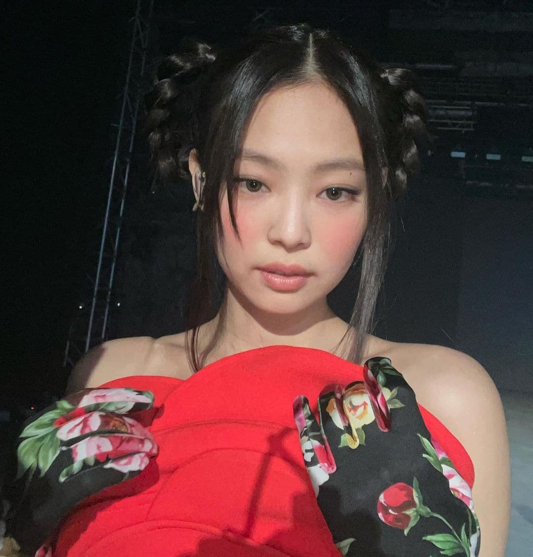 Image Source instagram | jennierubyjane