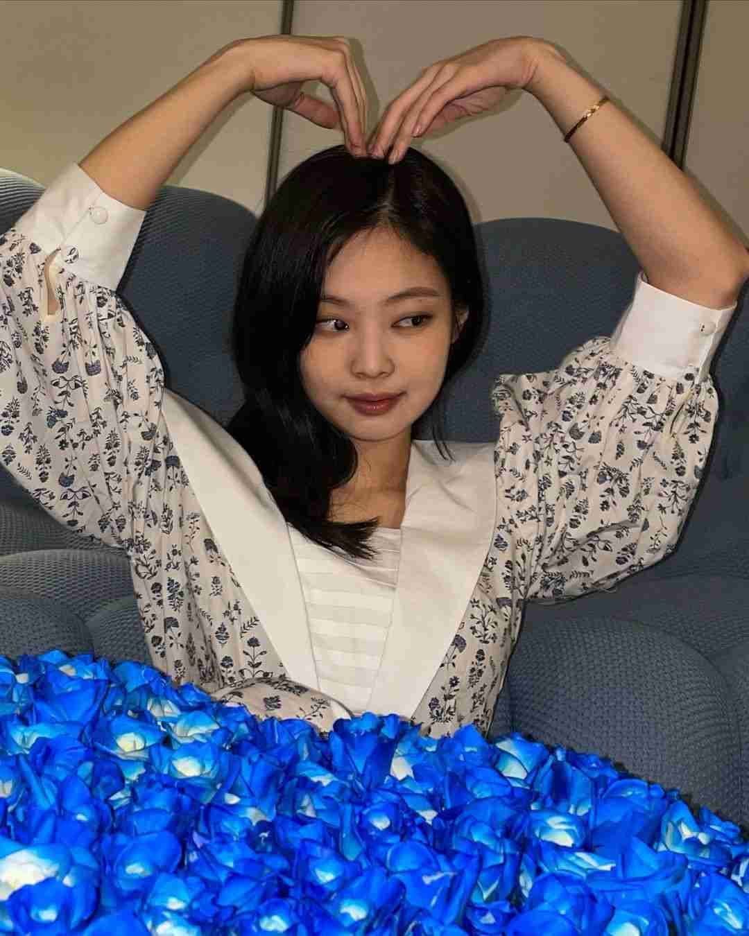 Image Source instagram | jennierubyjane