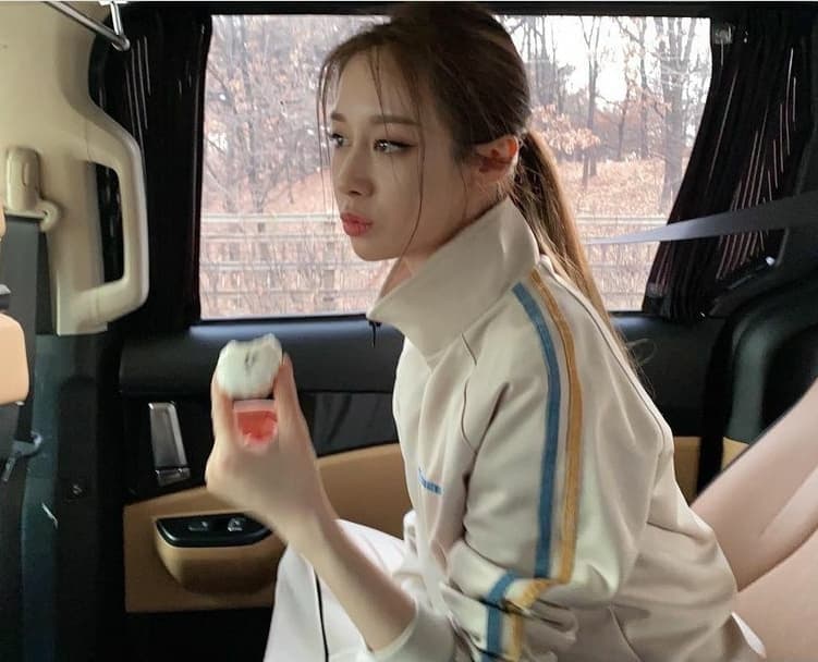 instagram | jiyeon2__