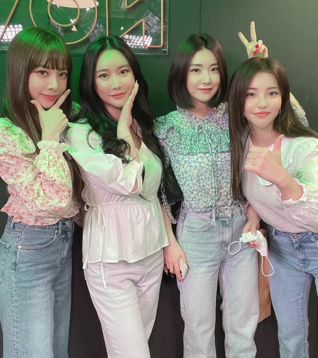 instagram | bravegirls.official