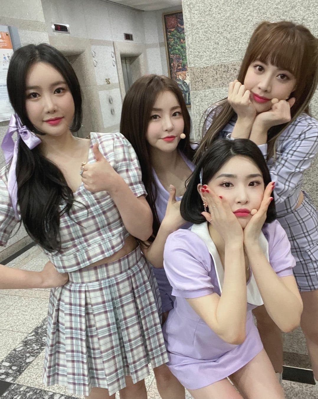 instagram | bravegirls.official