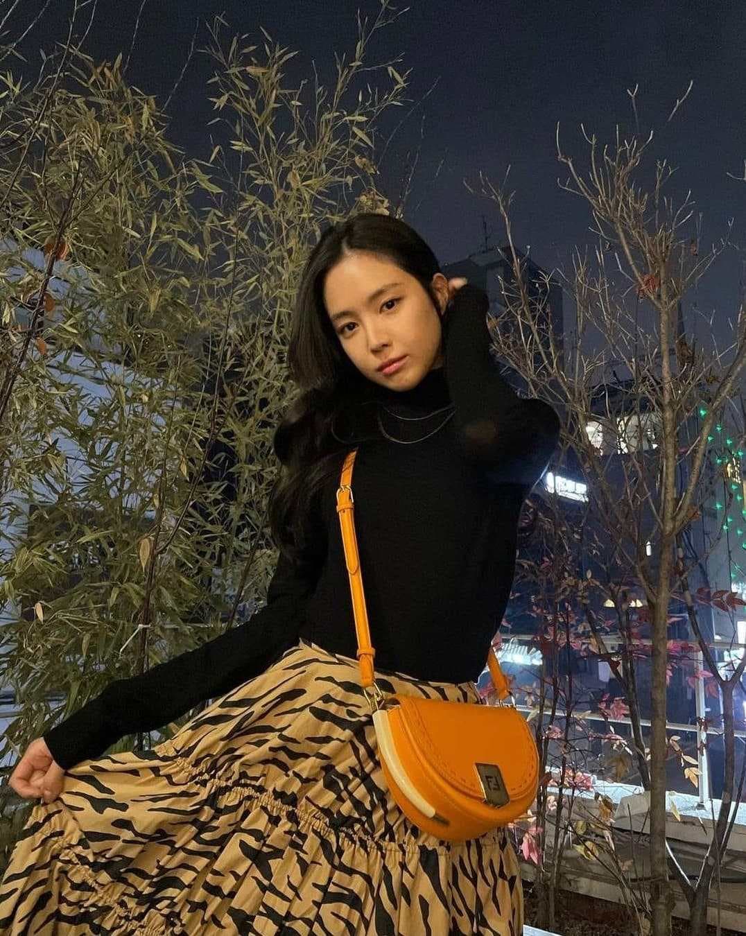 instagram | marcellasne_