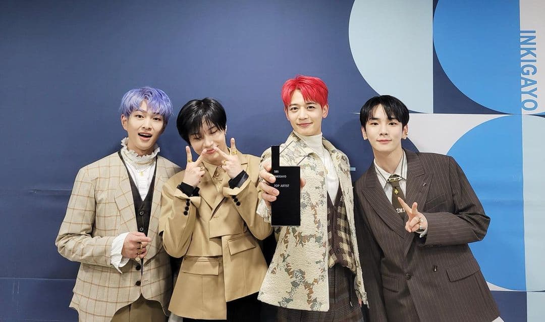 Image Source Facebook | shinee