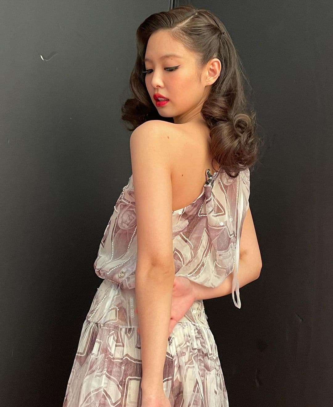 instagram | jennierubyjane