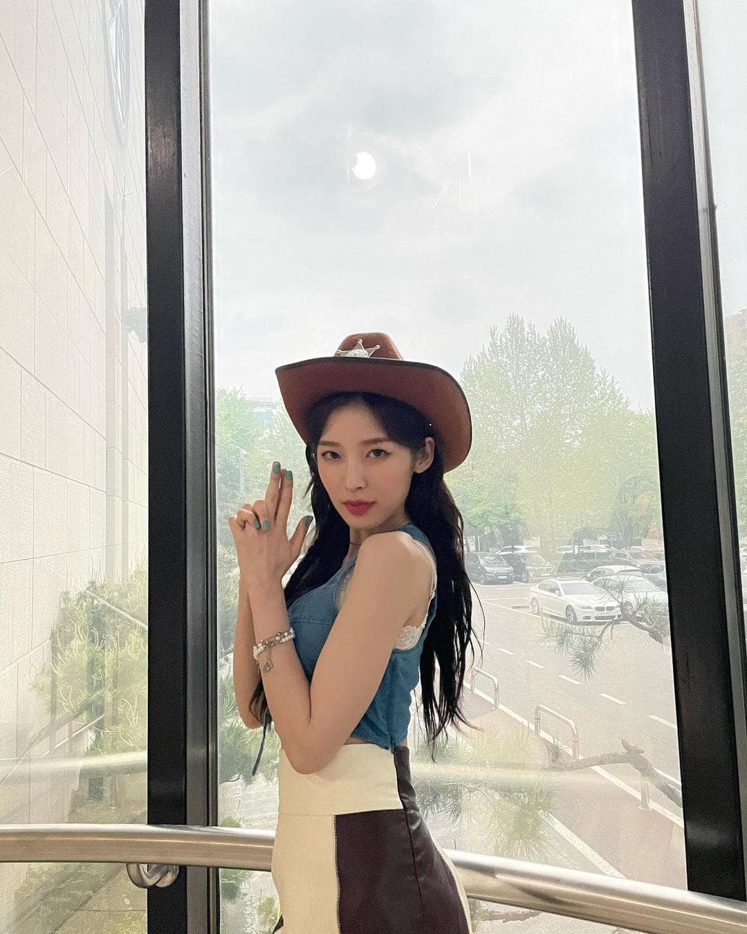 Image Source_Instagram | ye._.vely618