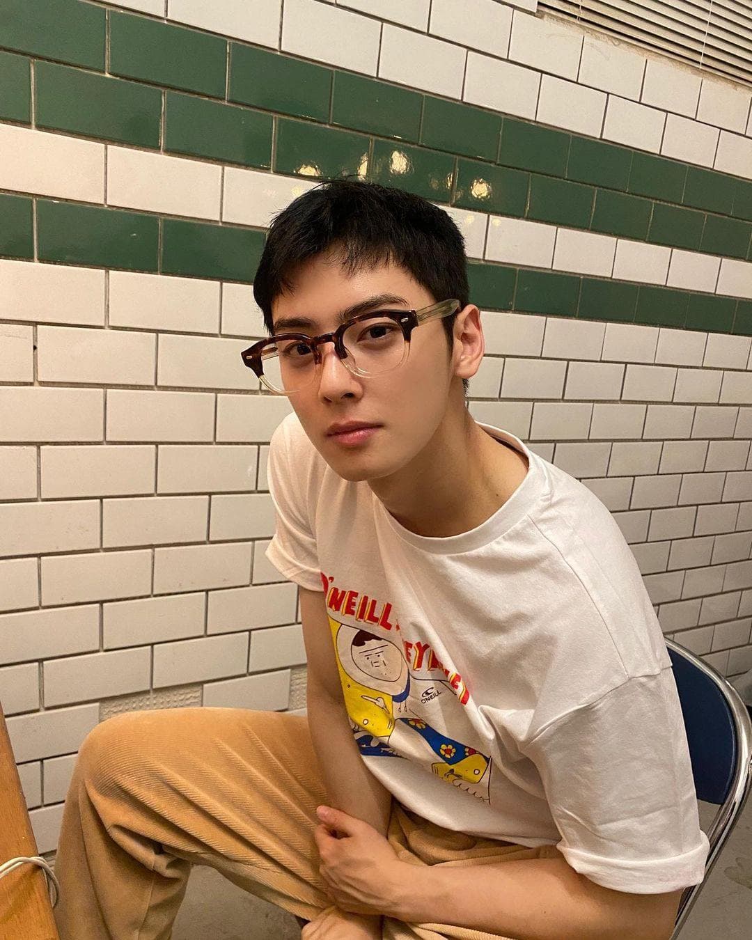 instagram | eunwo.o_c