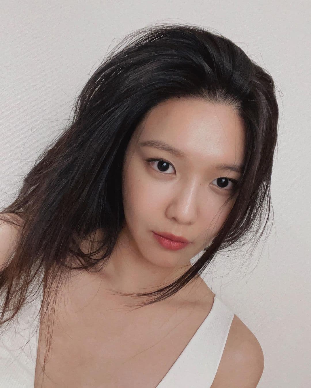https://www.instagram.com/sooyoungchoi/