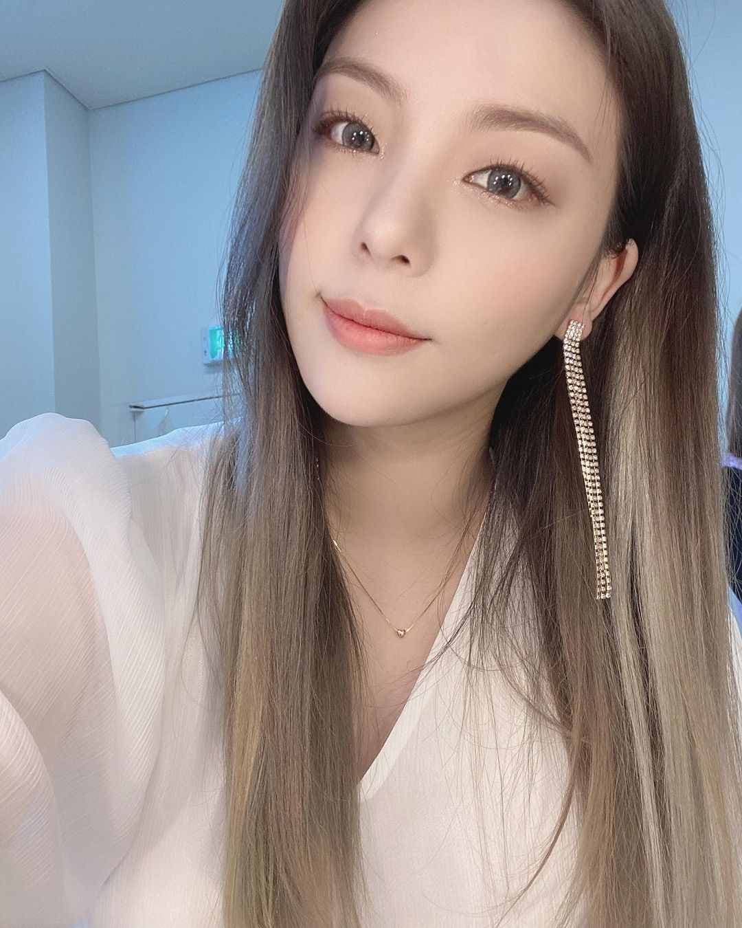 Image Source_Instagram | aileeonline