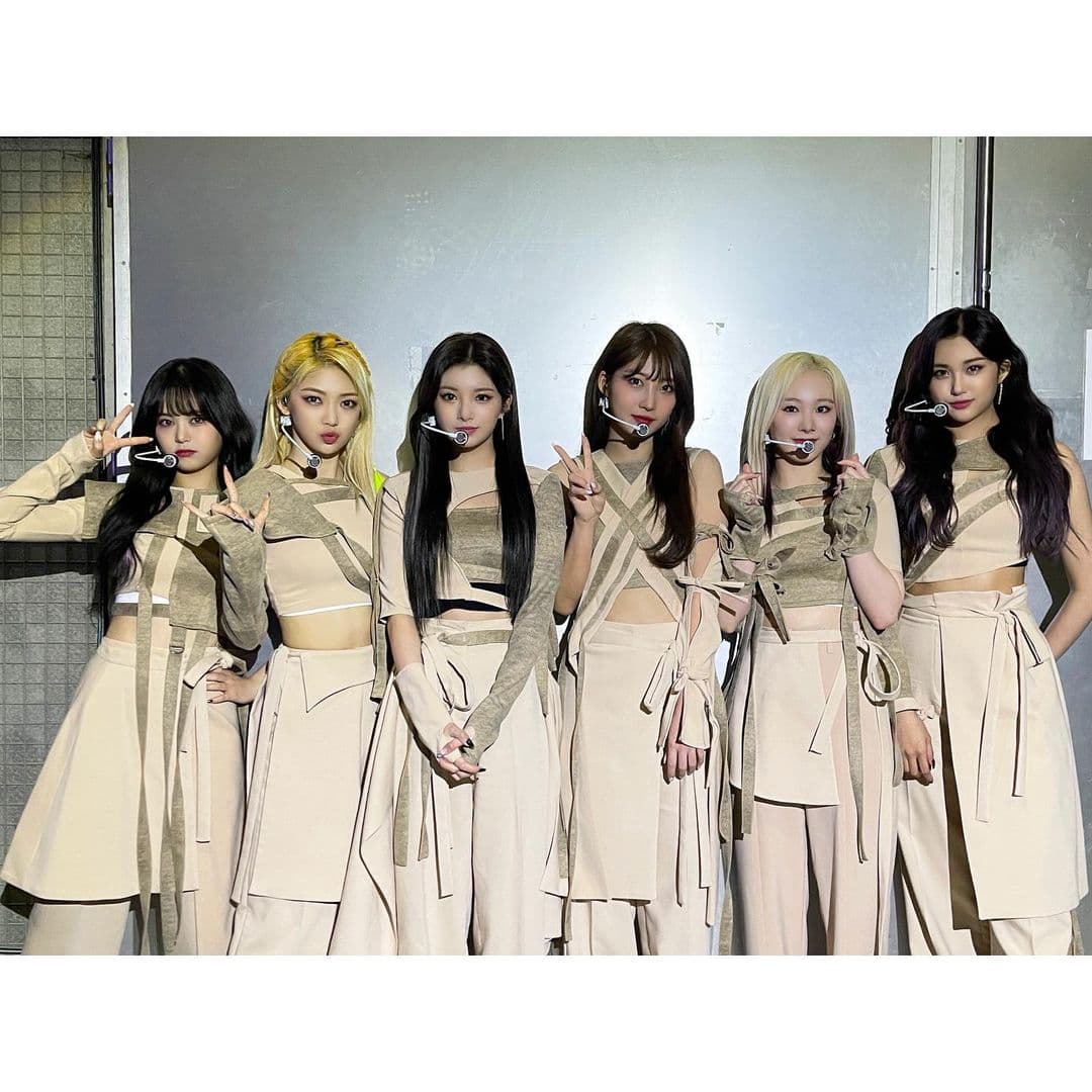 Image Source |official_everglow