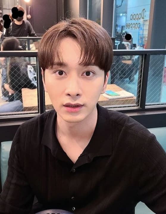 Image Source instagram | hwang_chan222