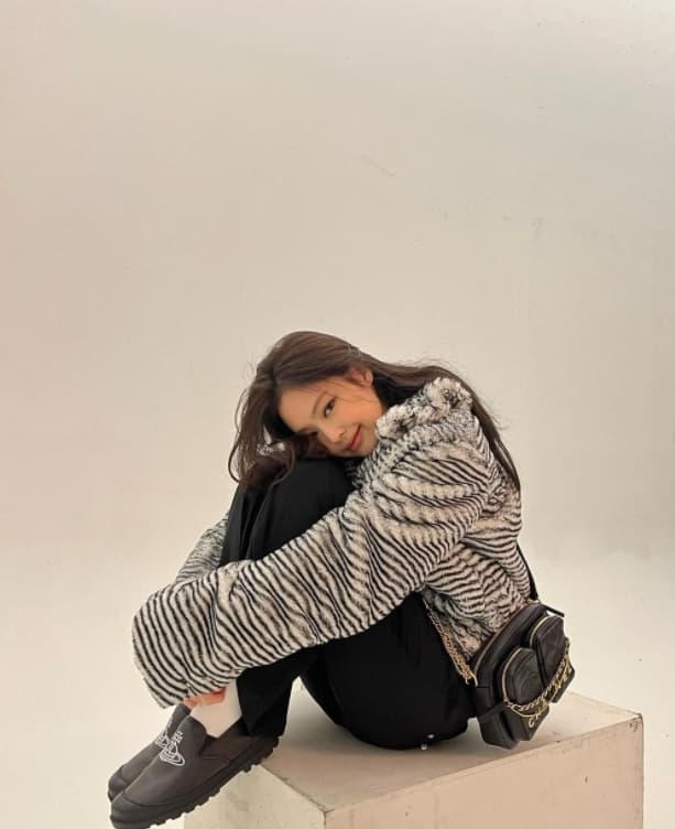 Image Source_Instagram |jennierubyjane