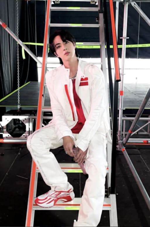 Image Source_Instagramㅣ jin