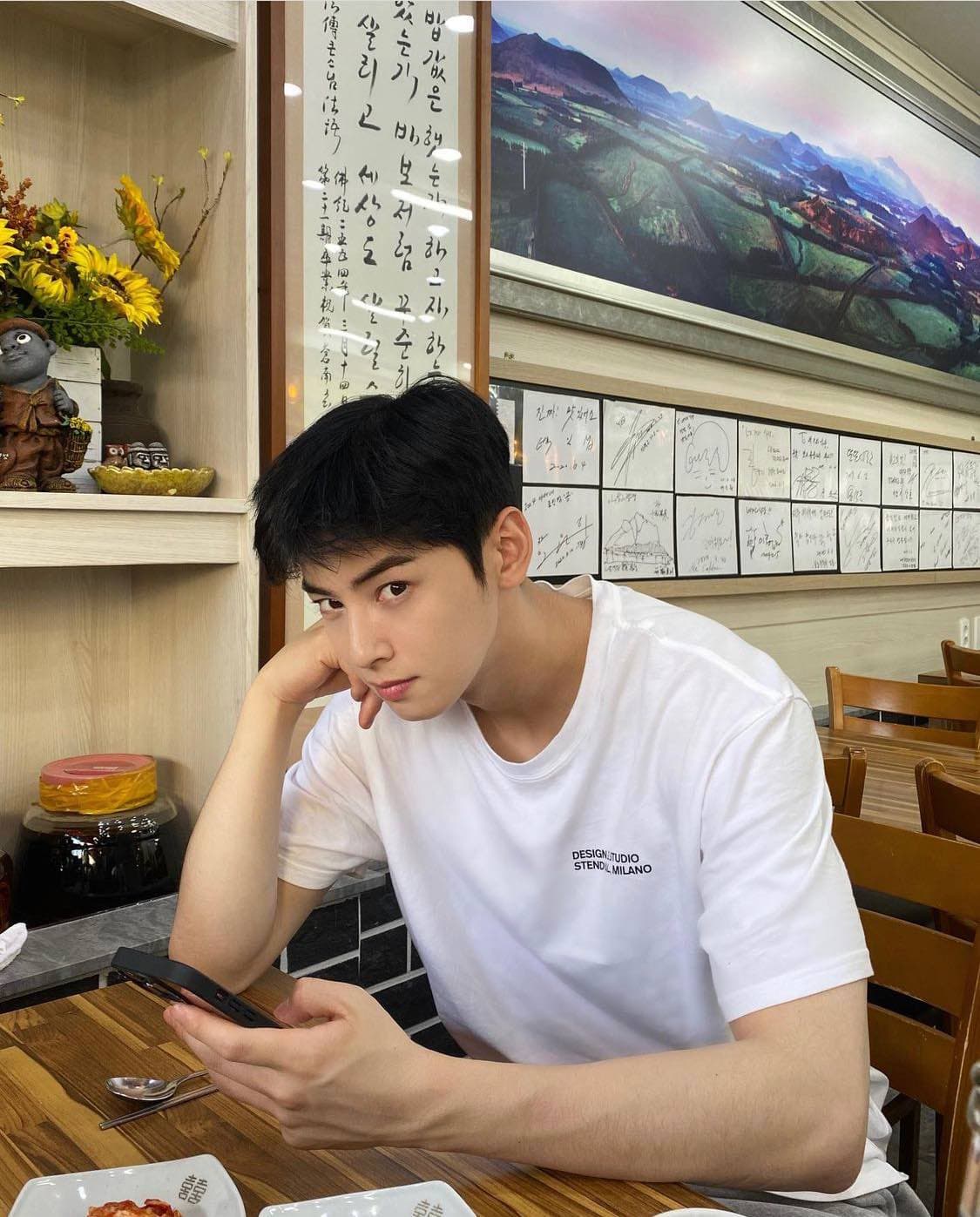 Image Source :Instagram | eunwo.o_c