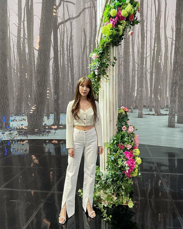 Image Source_Instagram | y1003_grace